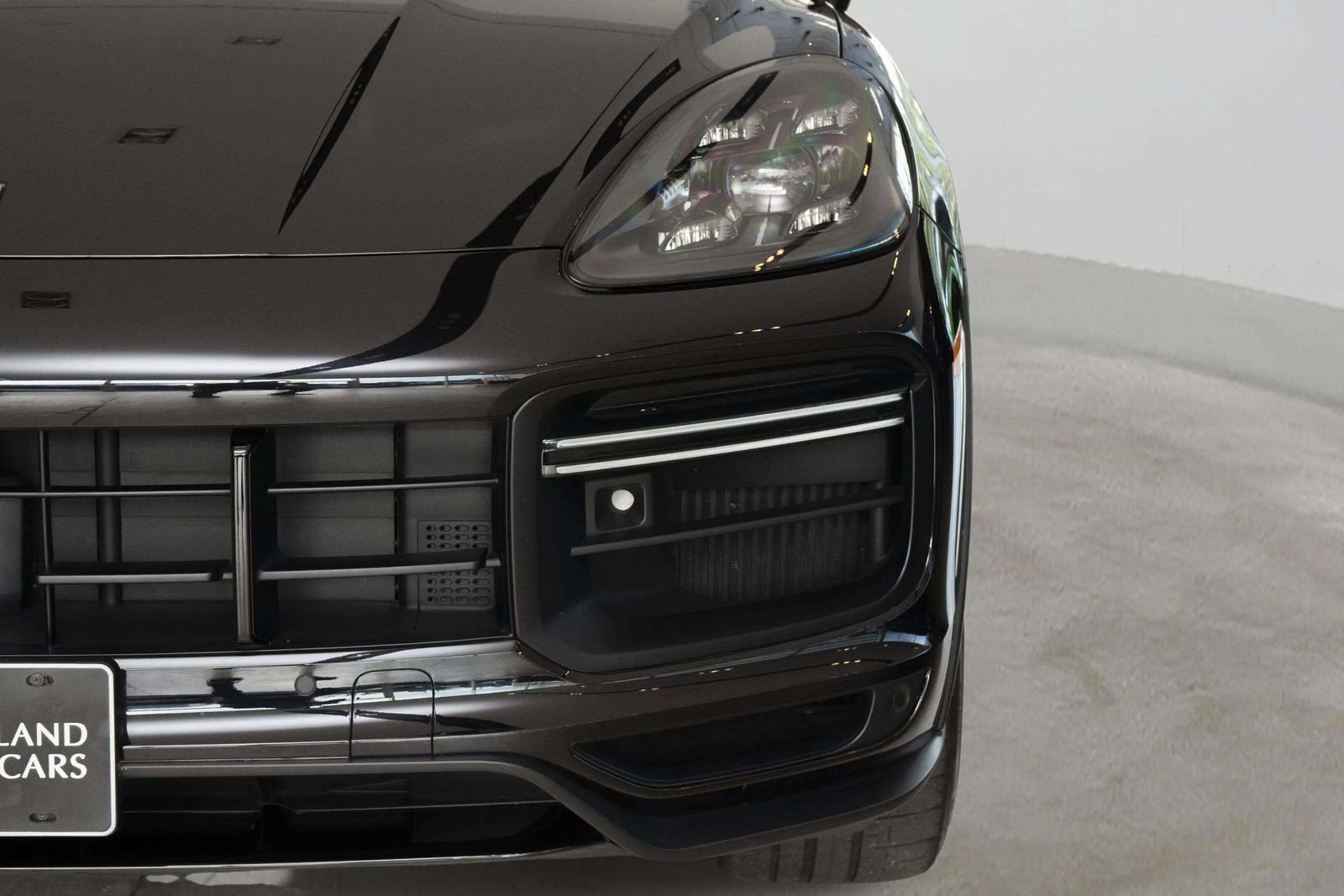 Used 2022 Porsche Cayenne Turbo GT AWD/4WD image 78