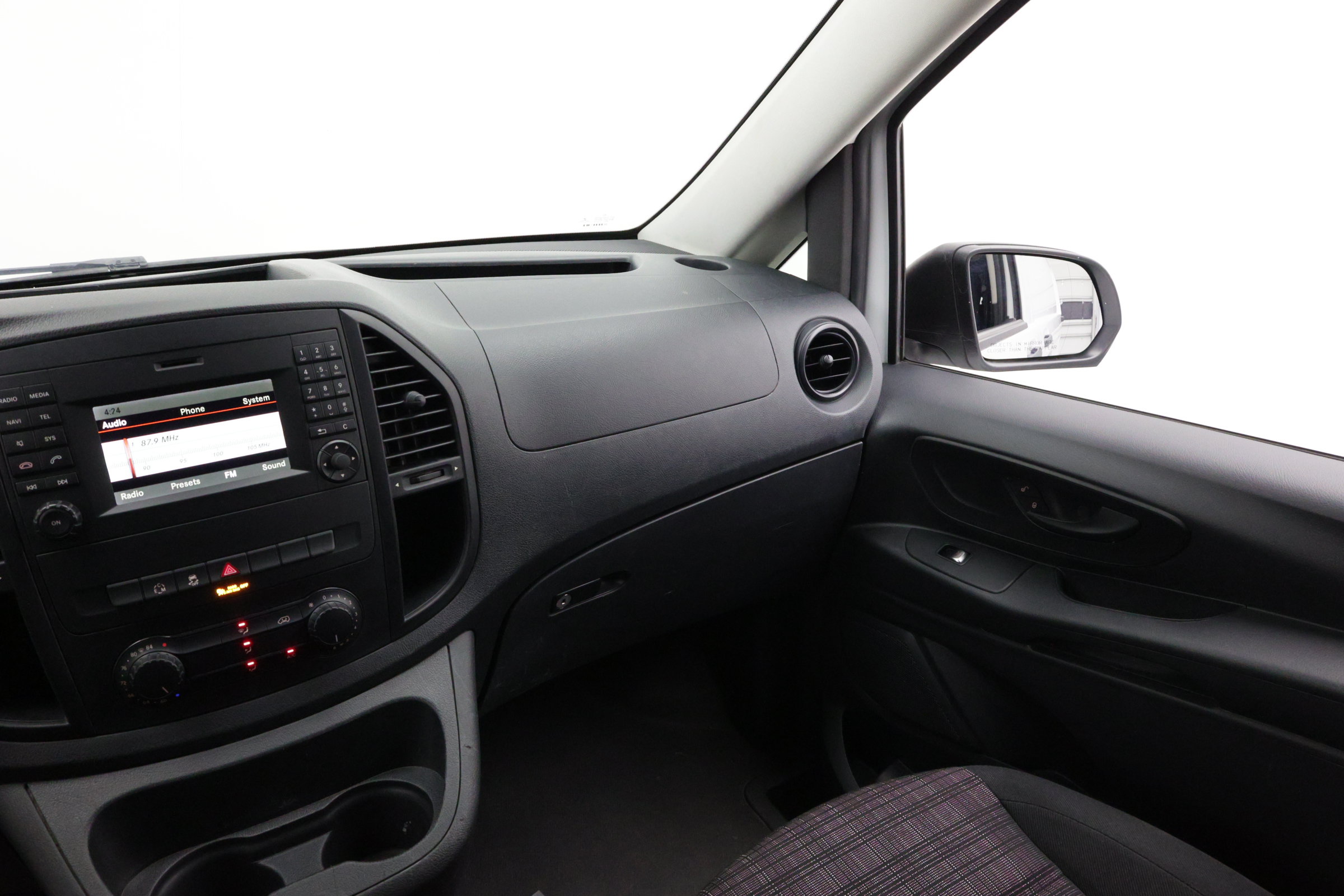 Used 2018 Mercedes-Benz Metris image 23