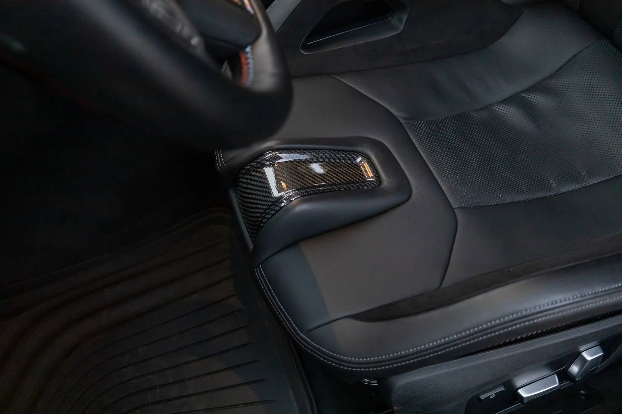 Used 2022 BMW M3 Competition w/ M Carbon Exterior Package image 47