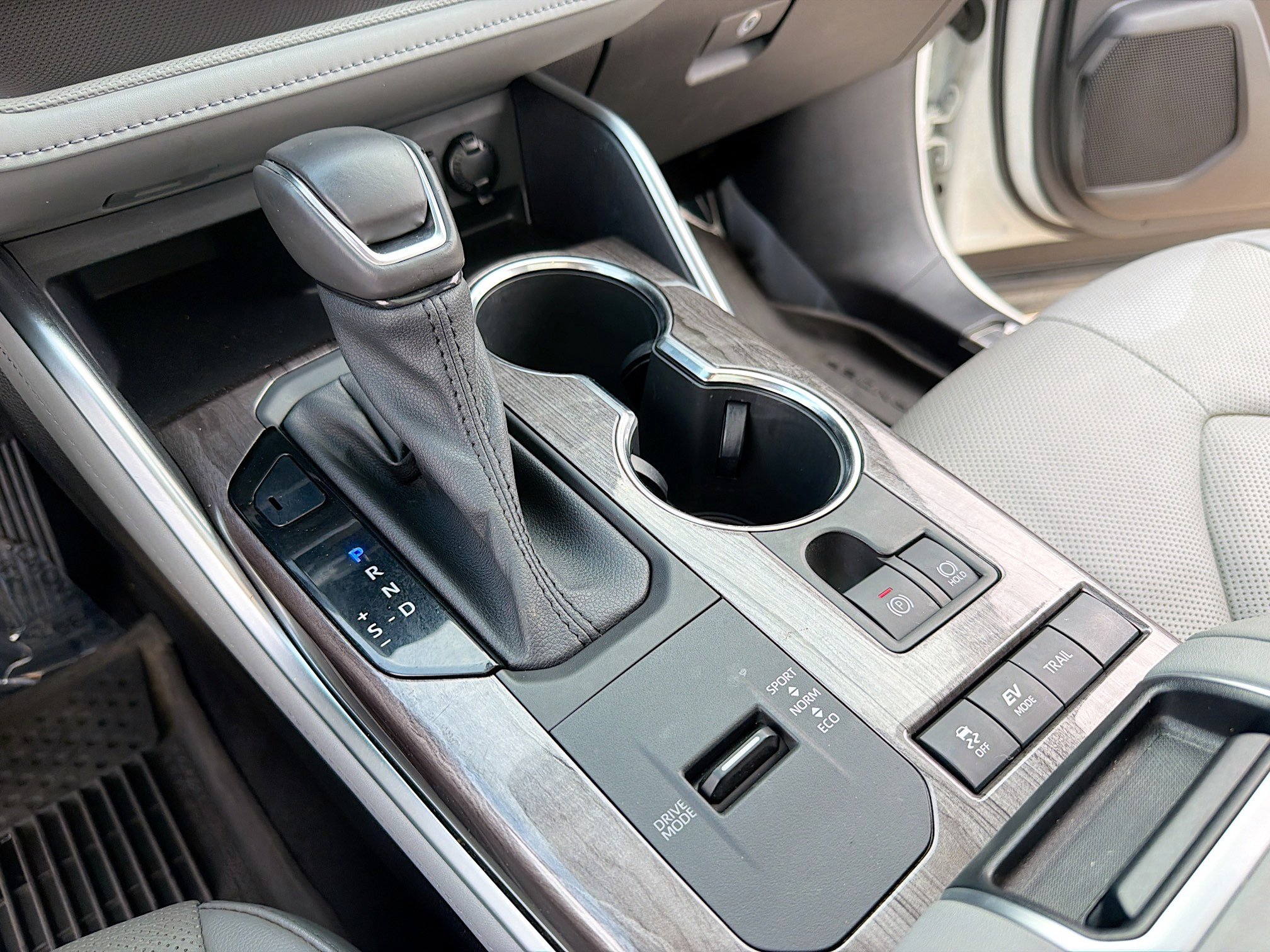 Certified 2021 Toyota Highlander Platinum image 12