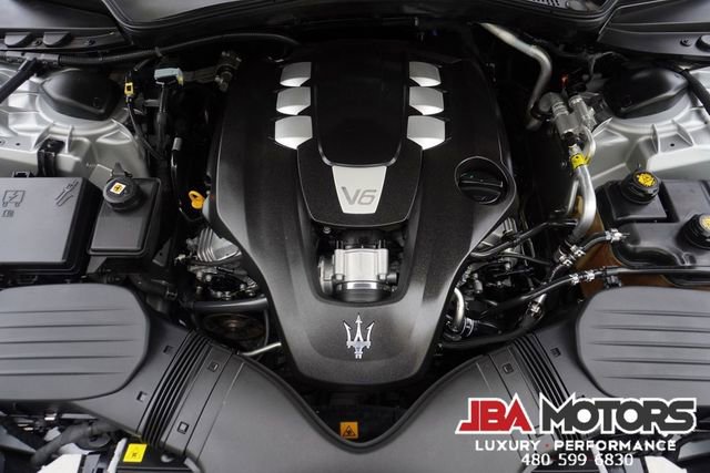 Used 2015 Maserati Ghibli RWD image 27
