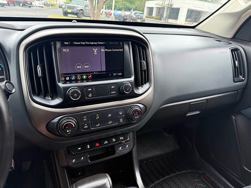 Used 2019 Chevrolet Colorado Z71 w/ Z71 Midnight Edition AWD/4WD image 22