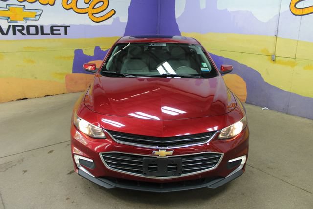 Used 2017 Chevrolet Malibu LT w/ True North Edition FWD image 3