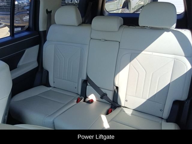 Used 2025 Hyundai Santa Fe SEL AWD/4WD image 13