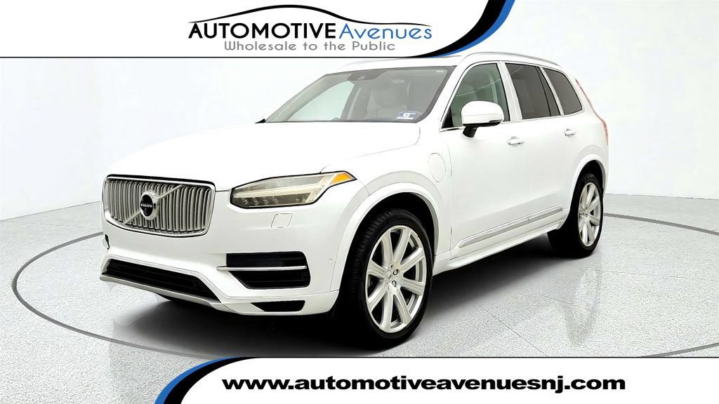 Used 2017 Volvo XC90 T8 Excellence AWD/4WD image 1
