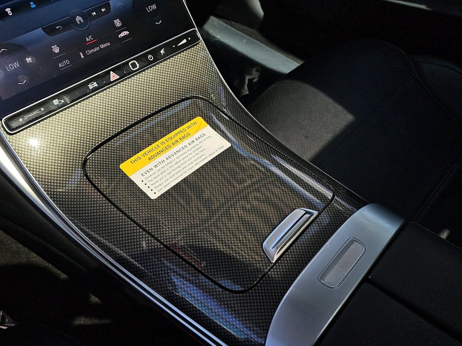 Used 2022 Mercedes-Benz C 300 Sedan w/ Exclusive Trim Package image 24