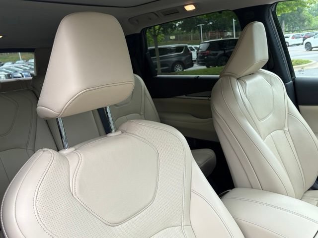 Used 2023 INFINITI QX60 Luxe w/ Cargo Package AWD/4WD image 31