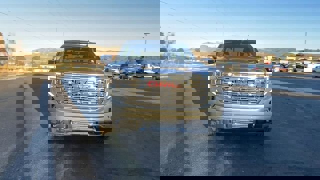 New 2025 GMC Sierra 1500 Denali w/ Denali Reserve Package image 3