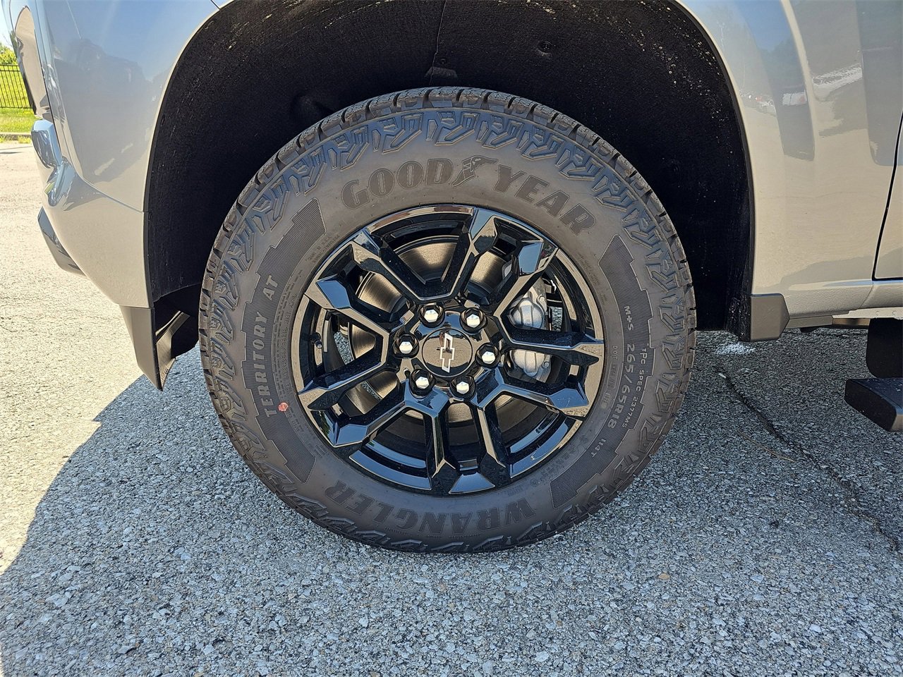 New 2025 Chevrolet Colorado Z71 w/ Midnight Edition image 30