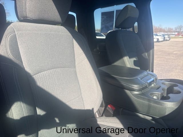 Used 2021 RAM 1500 Classic Warlock AWD/4WD image 30