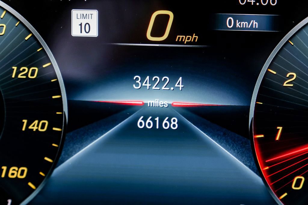 Used 2023 Mercedes-Benz GLS 580 4MATIC image 19