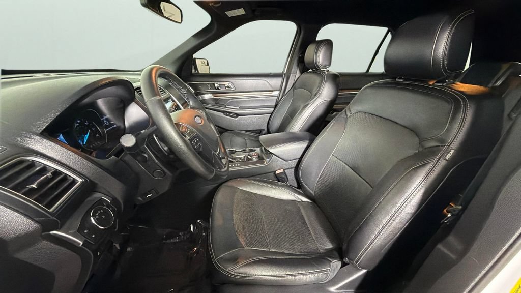 Used 2017 Ford Explorer Limited AWD/4WD image 17