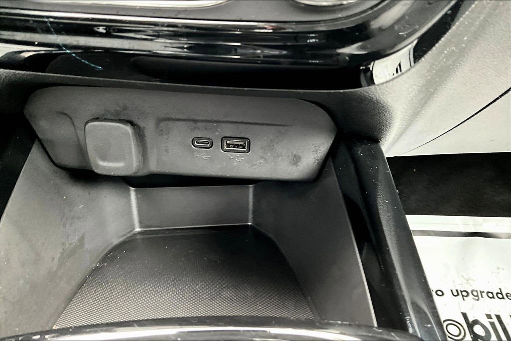 Used 2024 Chevrolet Trax LT w/ Driver Confidence Package FWD image 12