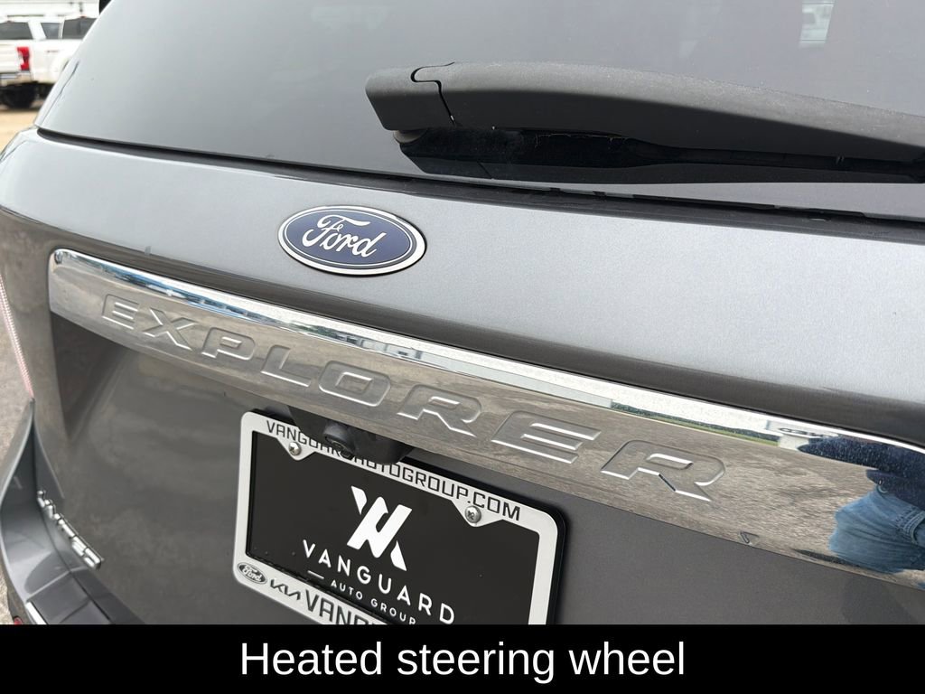 Used 2021 Ford Explorer Limited w/ Equipment Group 301A image 7