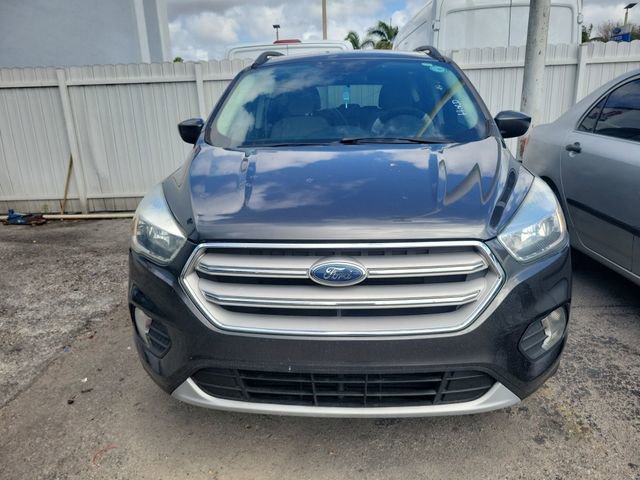 Used 2018 Ford Escape SE image 2