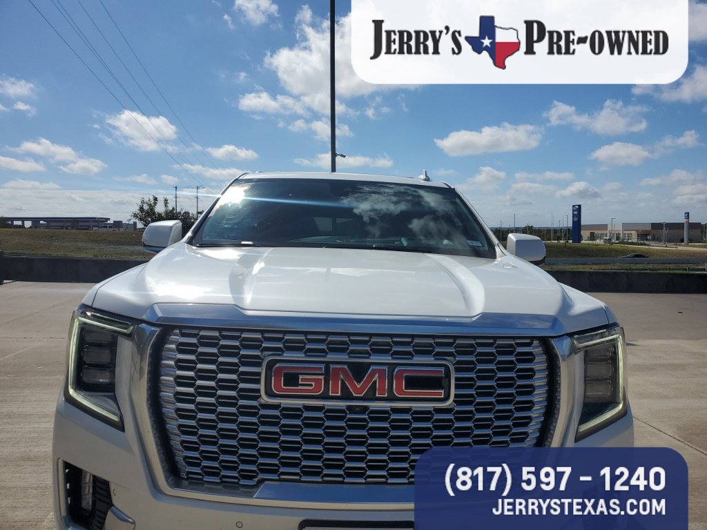 Used 2024 GMC Yukon XL Denali AWD/4WD image 2