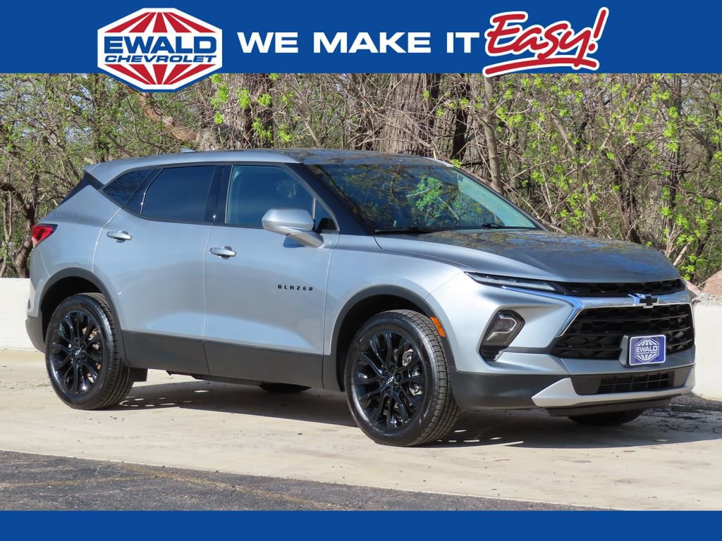 Certified 2023 Chevrolet Blazer LT w/ LPO, Floor Liner Package AWD/4WD image 1