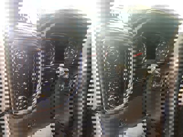 Used 2021 Chevrolet Silverado 1500 High Country w/ Technology Package image 15