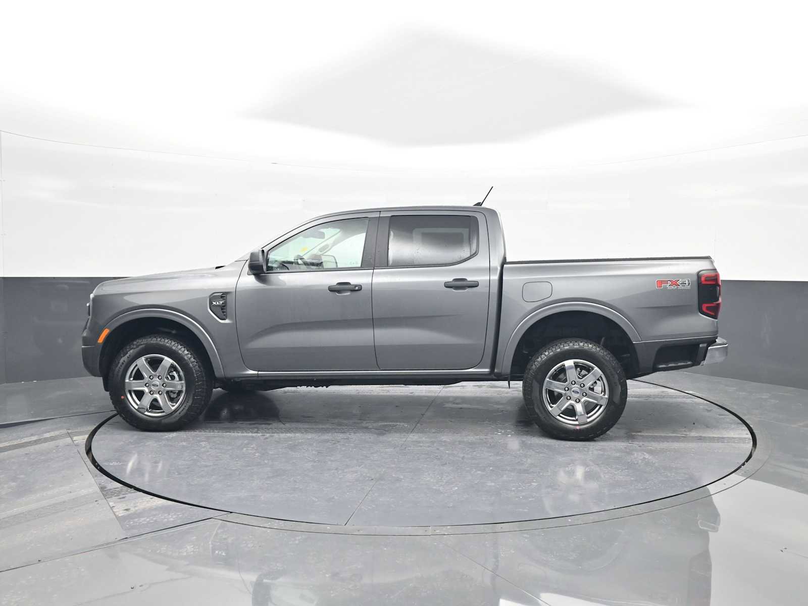 New 2025 Ford Ranger XLT w/ Equipment Group 301A High image 5