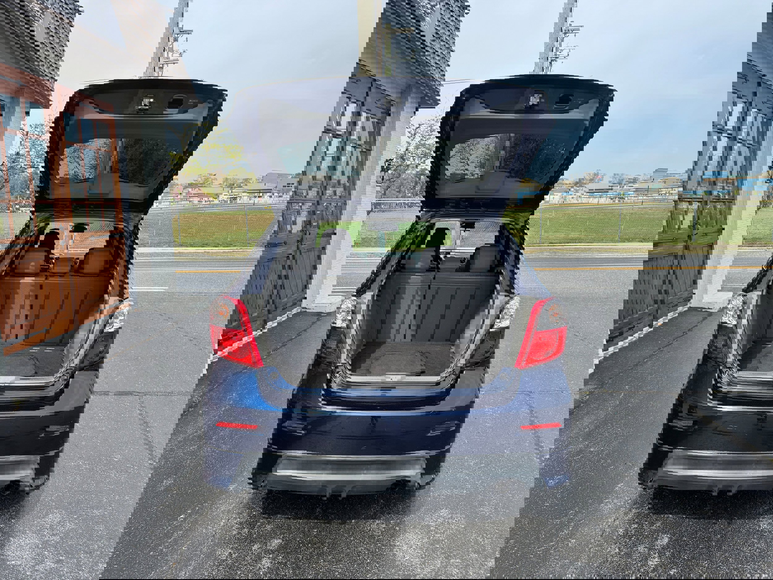 Used 2009 Toyota Matrix XRS image 25