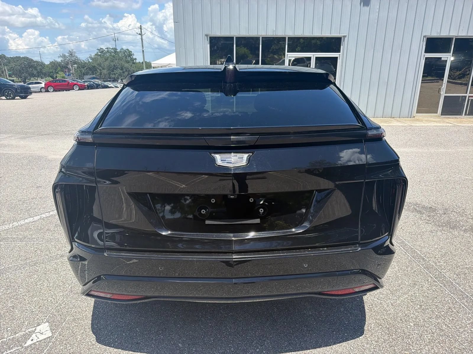 Used 2024 Cadillac Lyriq Tech RWD image 8