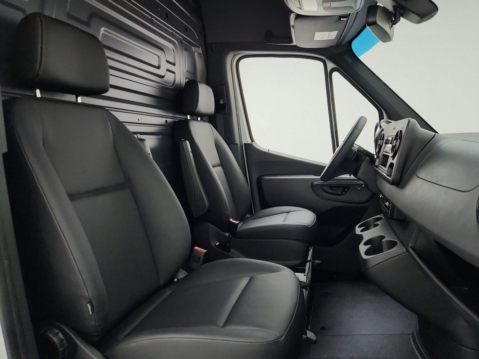 New 2025 Mercedes-Benz Sprinter 2500 image 19
