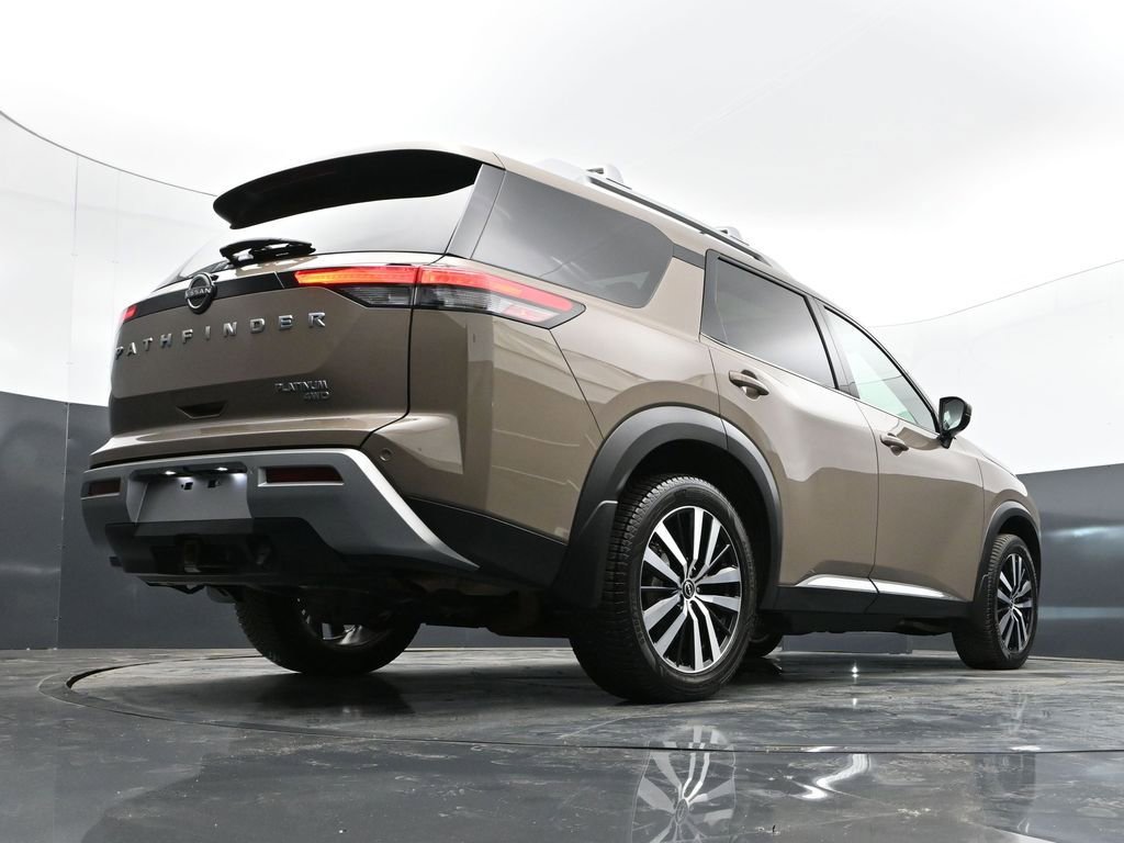 Used 2024 Nissan Pathfinder Platinum w/ Cargo Package image 37