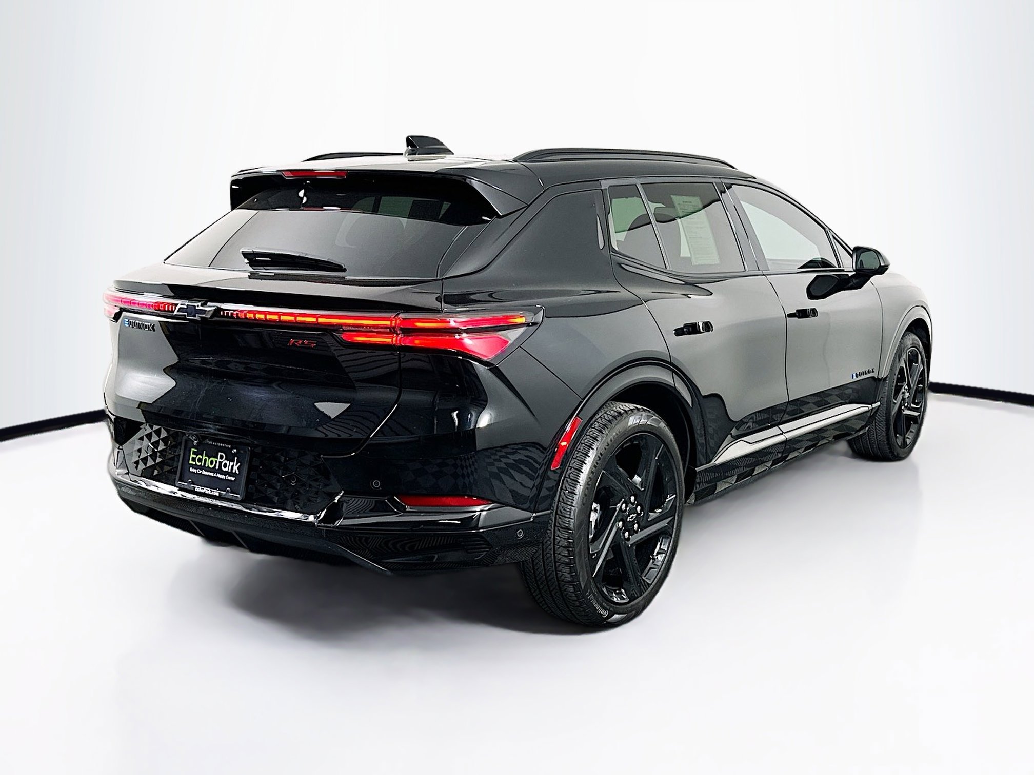 Used 2024 Chevrolet Equinox EV RS FWD image 9