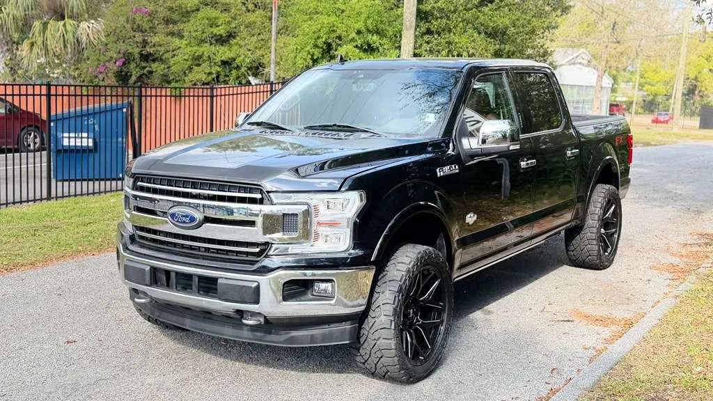 Used 2019 Ford F150 King Ranch w/ Equipment Group 601A Luxury AWD/4WD image 5