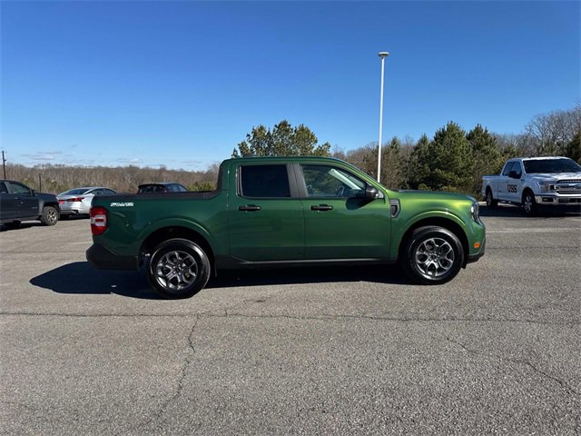 Used 2025 Ford Maverick XLT w/ Equipment Group 302A image 3