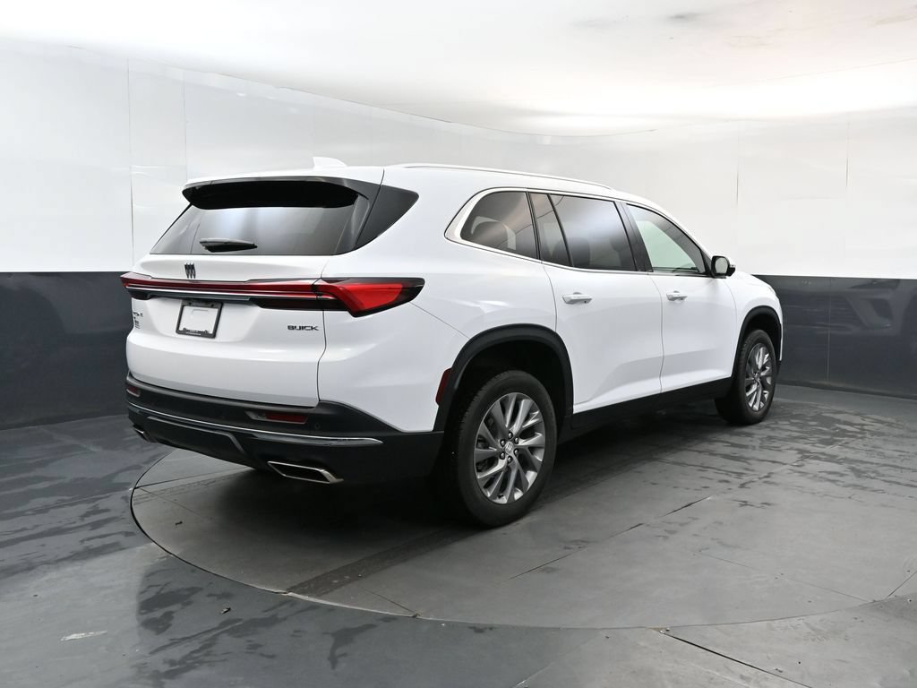 Used 2026 Buick Enclave Preferred AWD/4WD image 5