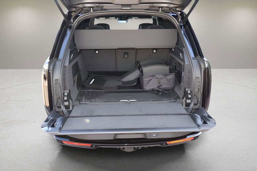 New 2026 Land Rover Range Rover Long Wheelbase Autobiography AWD/4WD image 16