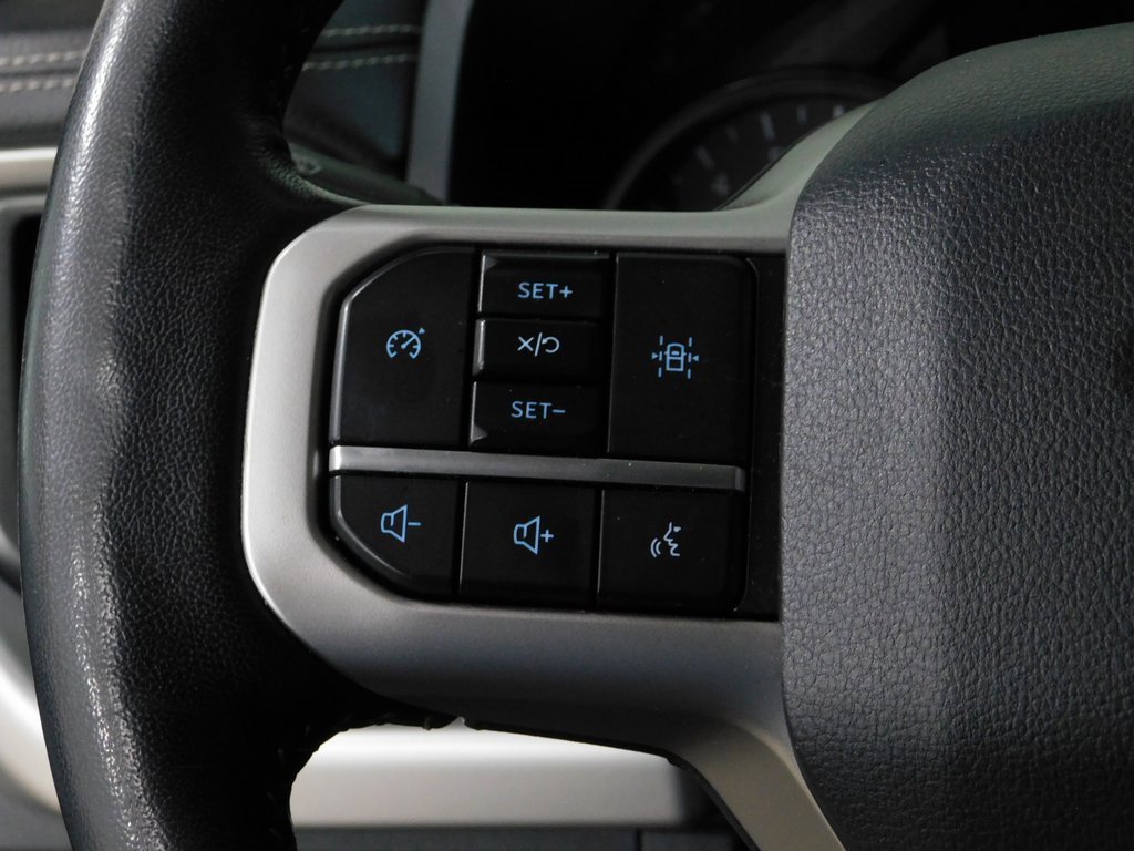 Used 2024 Ford Expedition XLT image 39