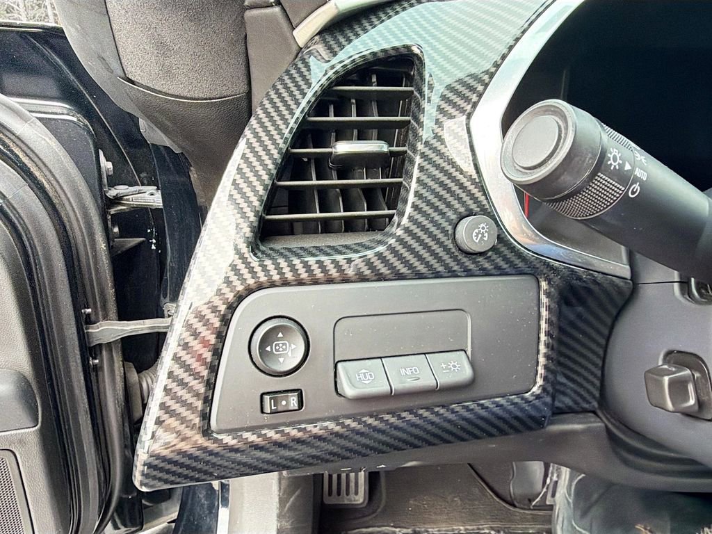 Used 2016 Chevrolet Corvette Stingray Coupe w/ 3LT Preferred Equipment Group RWD image 10