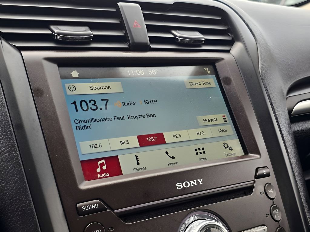 Used 2018 Ford Fusion Titanium image 20