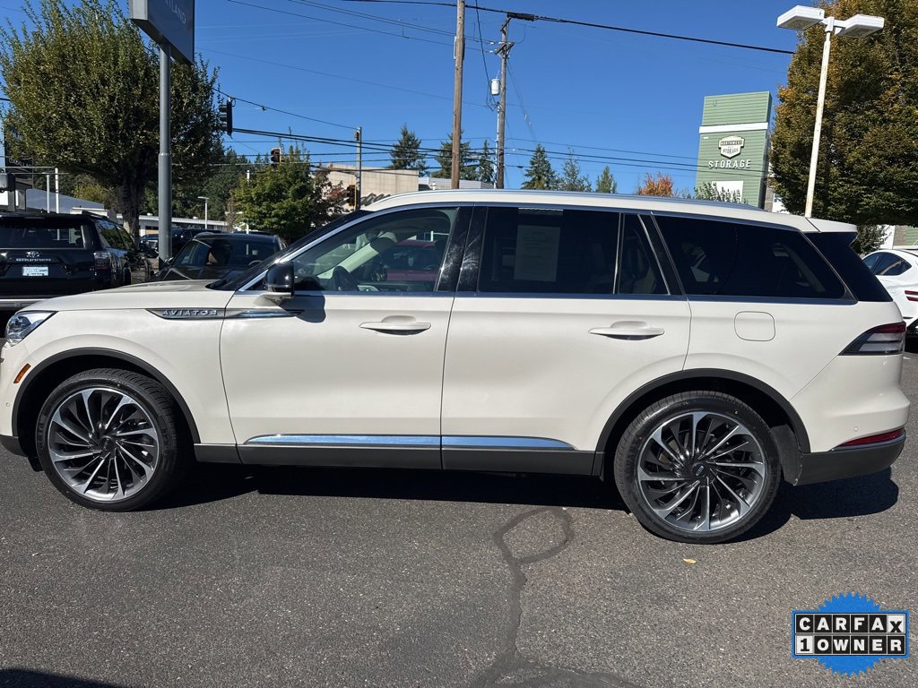 Used 2023 Lincoln Aviator Reserve w/ Equipment Group 201A image 4
