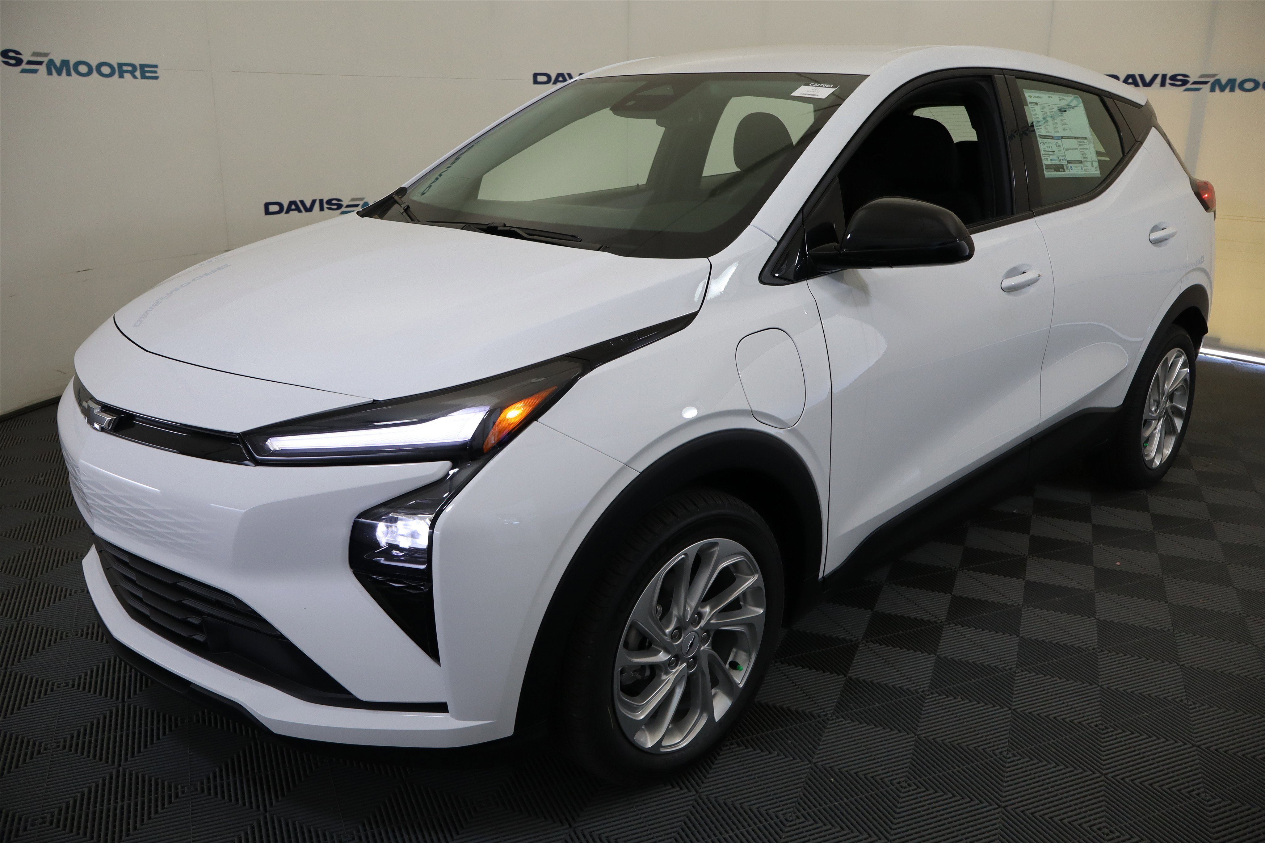 New 2027 Chevrolet Bolt LT w/ Comfort Package image 12