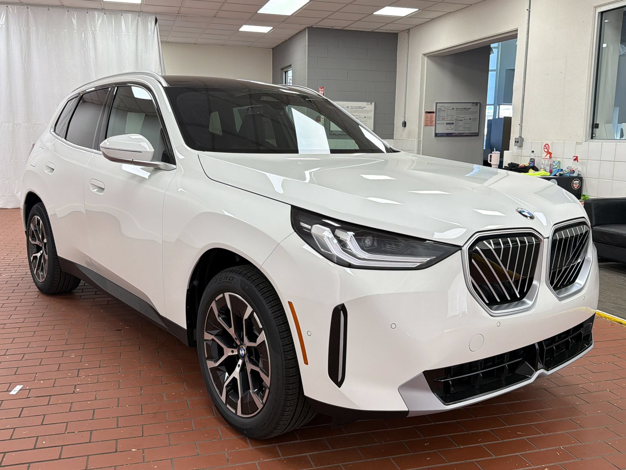 Used 2026 BMW X3 xDrive30i w/ Convenience Package AWD/4WD image 7