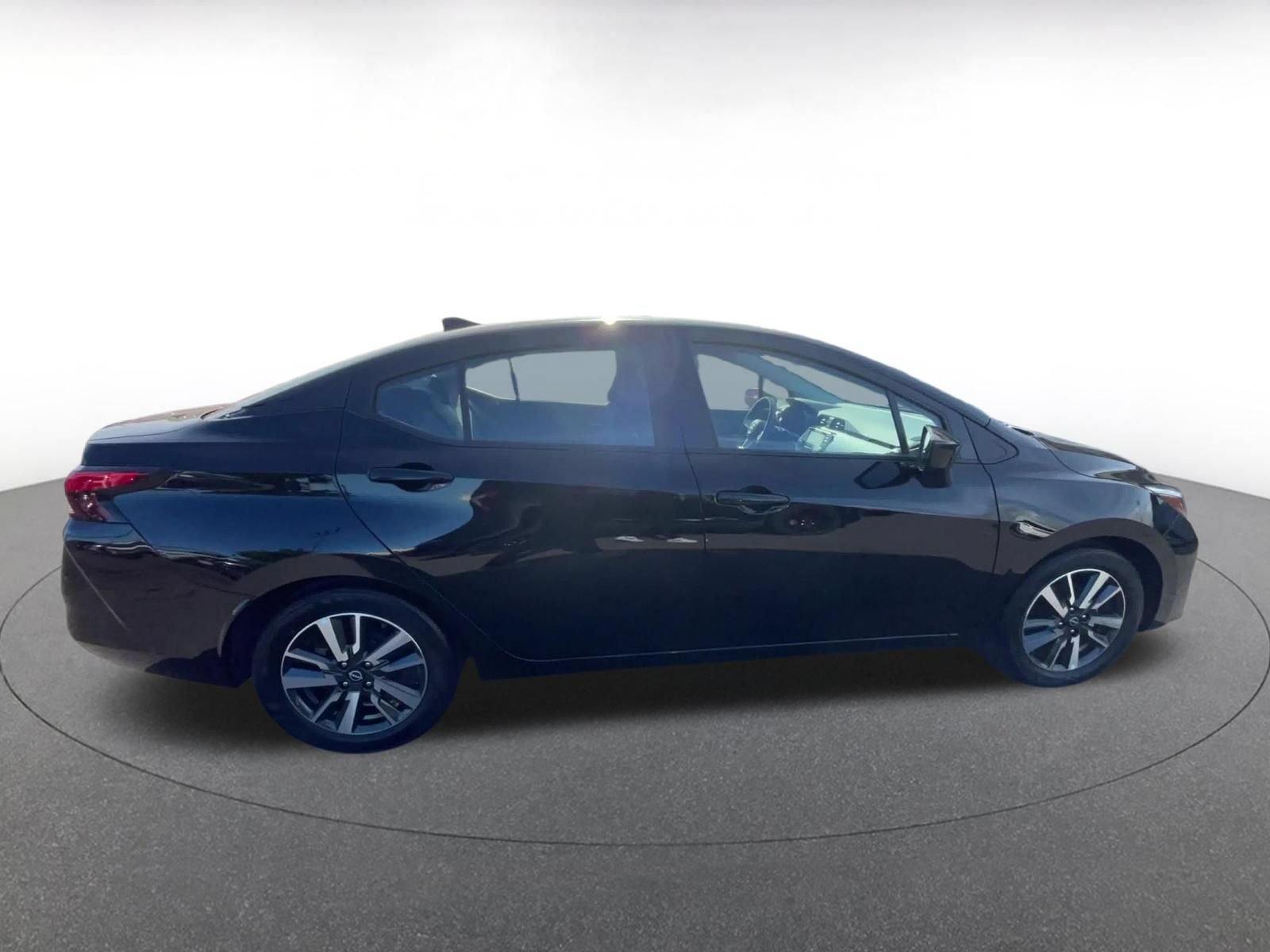Used 2025 Nissan Versa SV FWD image 16
