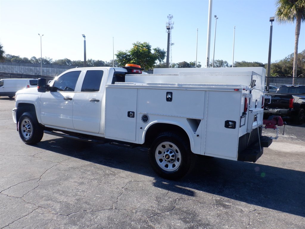 Used 2019 Chevrolet Silverado 2500 W/T w/ WT Convenience Package RWD image 3