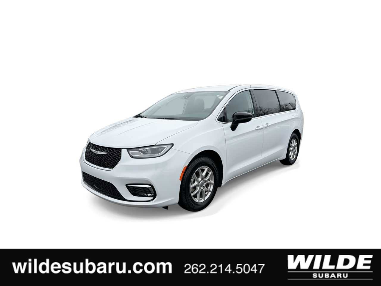 Used 2024 Chrysler Pacifica Touring-L FWD image 1