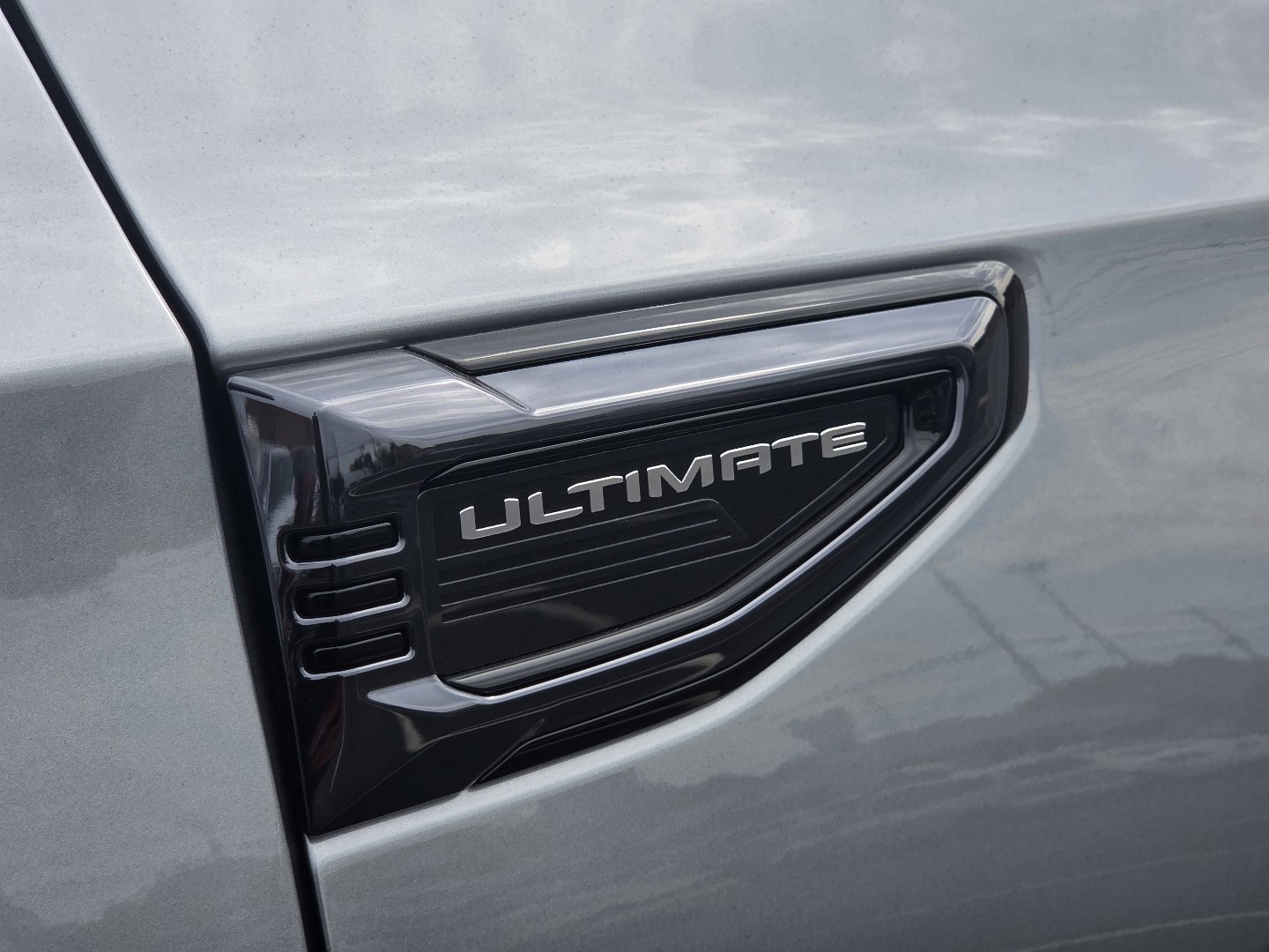 New 2027 GMC Yukon XL Denali Ultimate w/ LPO, Floor Liner Package AWD/4WD image 23