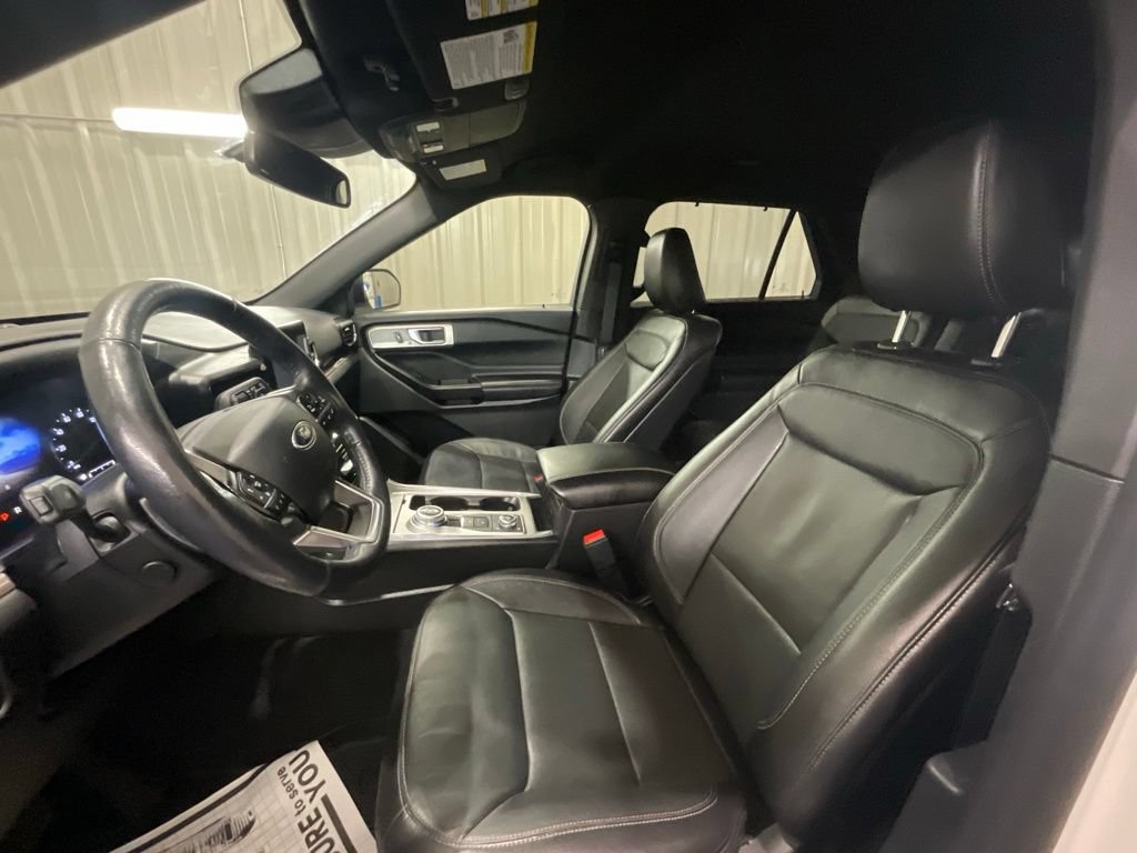 Used 2020 Ford Explorer Limited AWD/4WD image 7