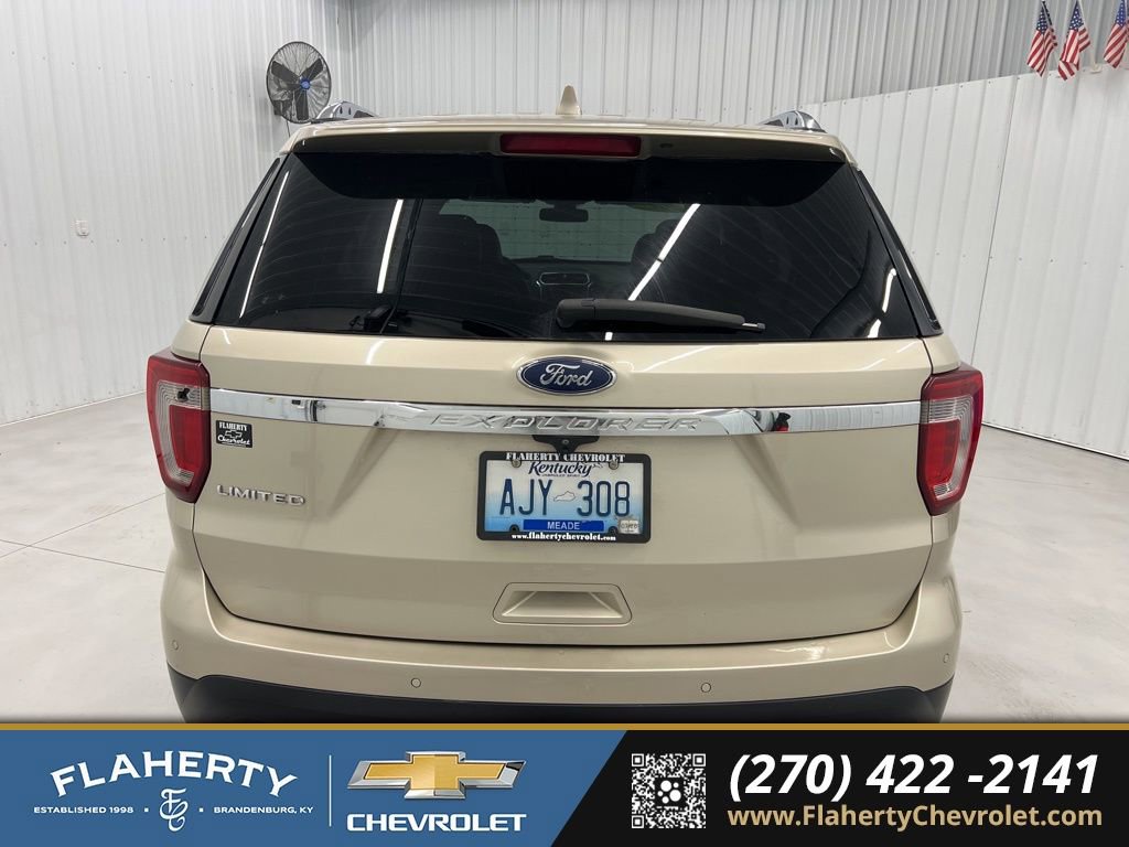 Used 2017 Ford Explorer Limited w/ Equipment Group 301A image 4