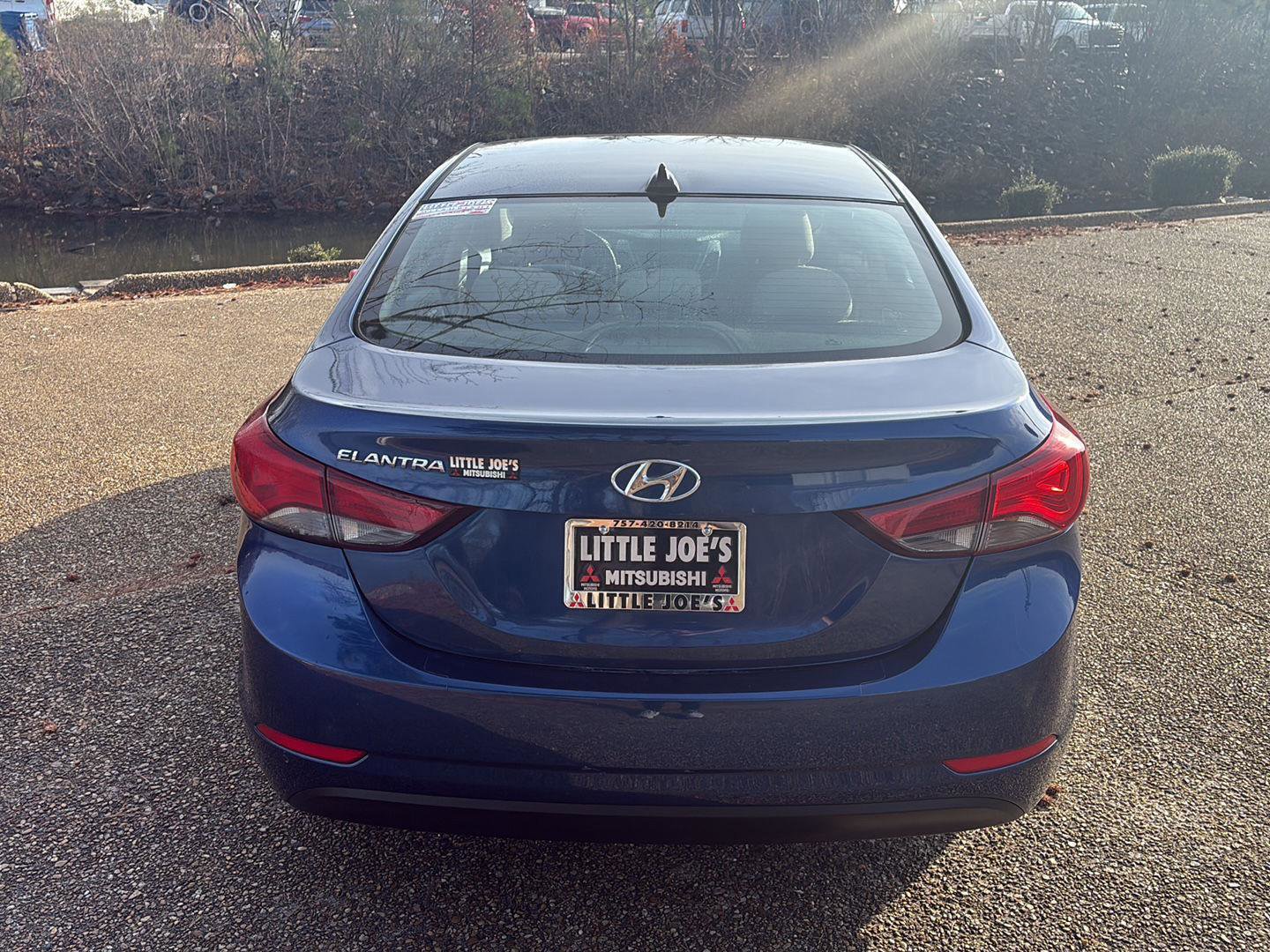Used 2016 Hyundai Elantra SE image 7