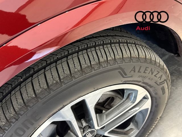 Certified 2025 Audi Q5 Premium w/ Convenience Package image 7