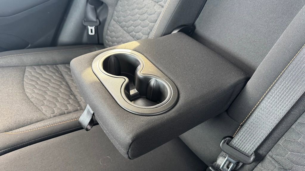 Used 2020 Chevrolet Equinox LT w/ Driver Convenience Package image 28