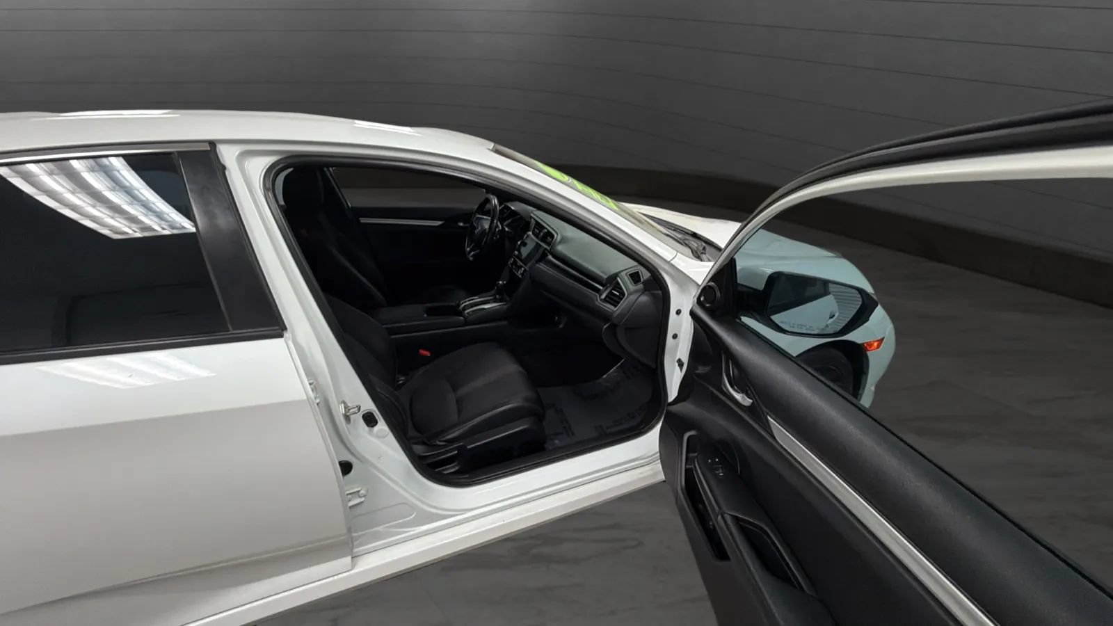 Used 2019 Honda Civic Sport image 22