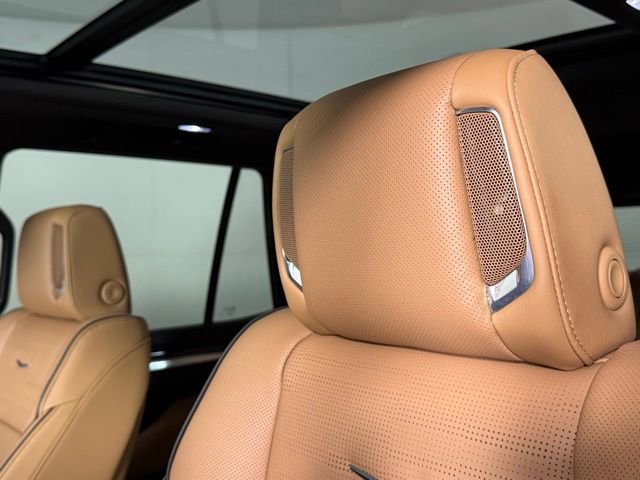 New 2026 Cadillac Escalade Luxury w/ Touring Package image 8