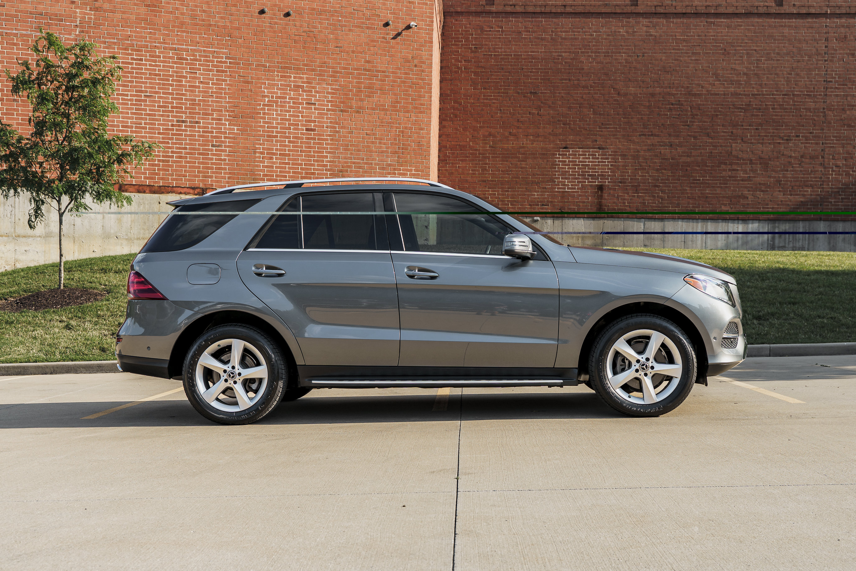 Used 2018 Mercedes-Benz GLE 350 4MATIC image 3